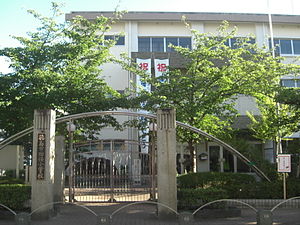 小学校：徳島市立助任小学校　1277m