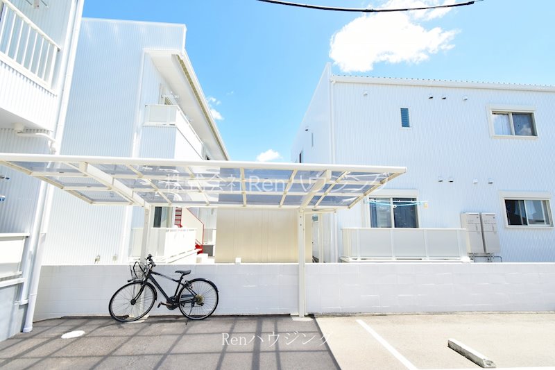 LiveStyle　V　A棟 駐輪場